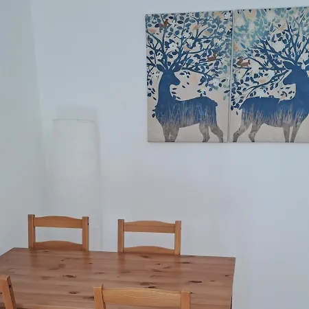 Serafina 3rd Floor 2br With Terrace Апартаменти